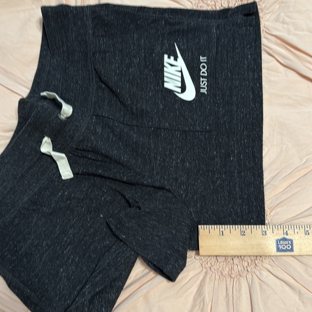 Nike Vintage Just Do It Shorts - Picture 7 of 9